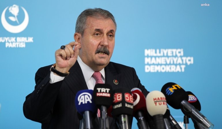 Mustafa Destici’den Tuncer Bakırhan’a: Türkiye Cumhuriyeti tarihin hiç bir döneminde Kürtlere parmak sallamamıştır