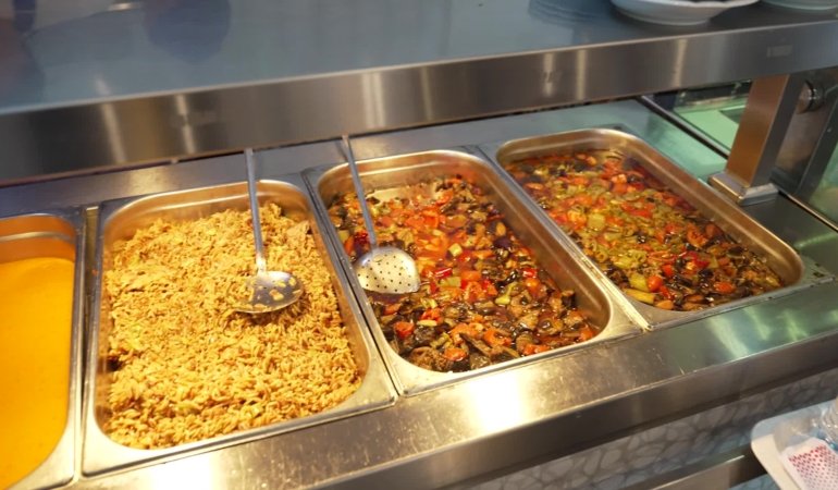 İzmir Büyükşehir Belediyesi’nden Kent Lokantaları’nda ücretsiz iftar yemeği