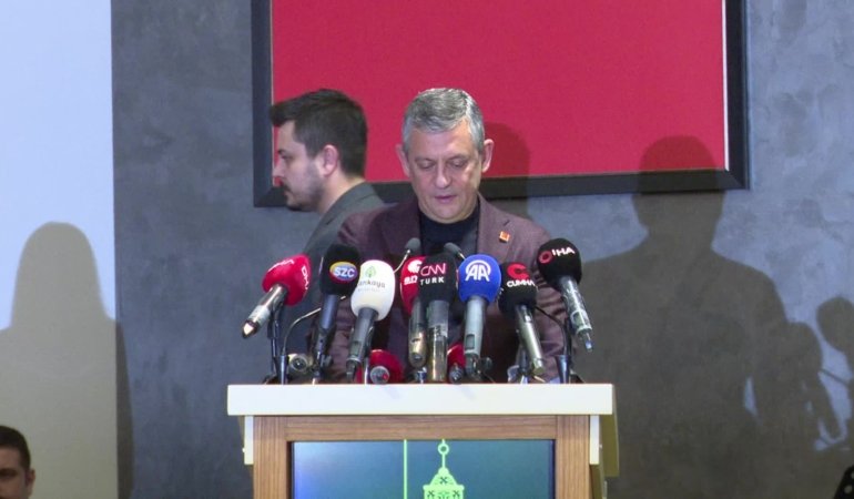 CHP’nin Ankara İl Örgütü iftarı… Özgür Özel: “Çatışma alanından siyasi çıkar bekleyenlerin heveslerini kursaklarında bırakmak durumundayız”