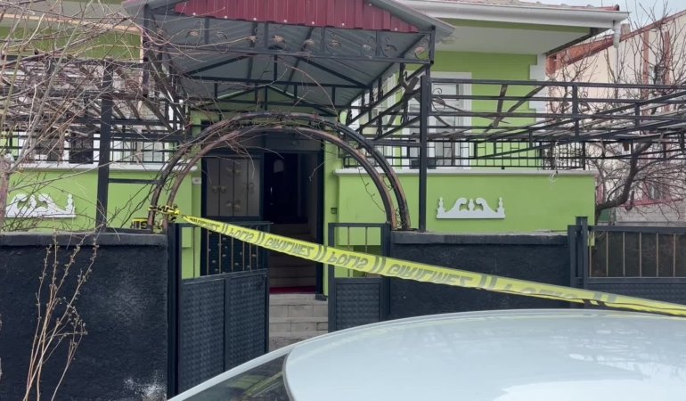 Aksaray’da eşi tarafından silahla vurulan kadın hastaneye kaldırıldı, olay yerinden kaçan eş aranıyor